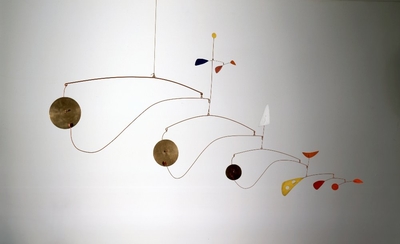 Alexander Calder: Trojitý gong, 1948